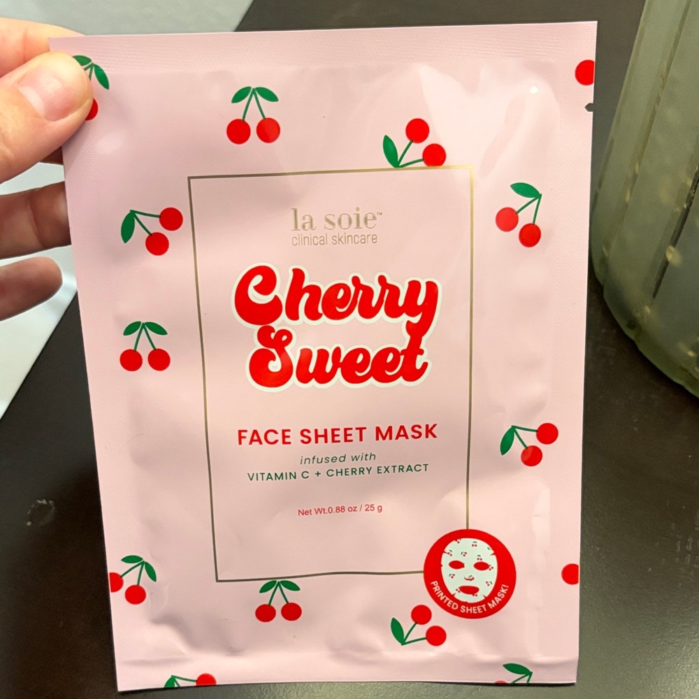 La Soie- Cherry Sweet Face Sheet Mask